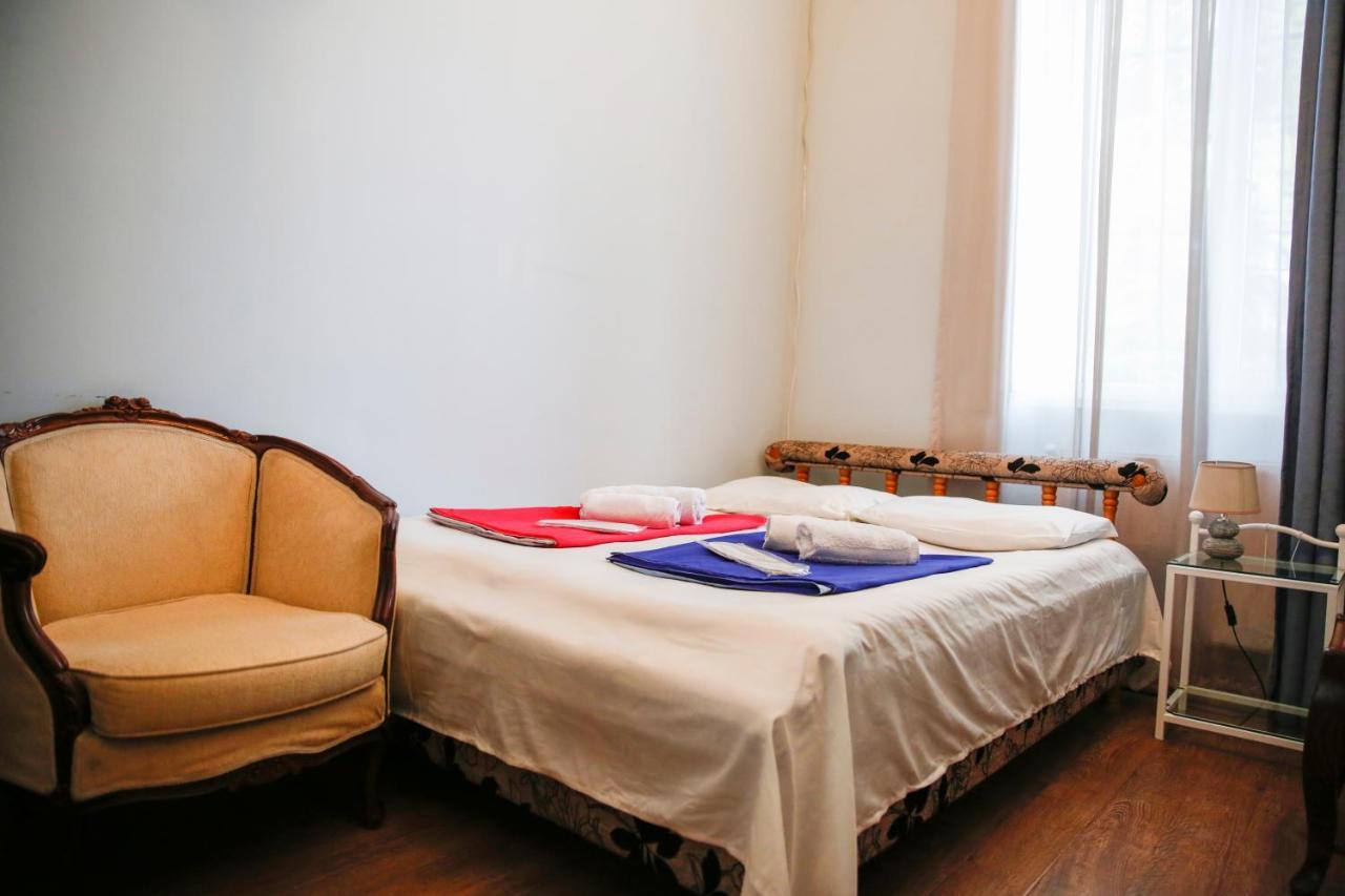 Apartment On Chubinashvili 30 Tbilisi ภายนอก รูปภาพ