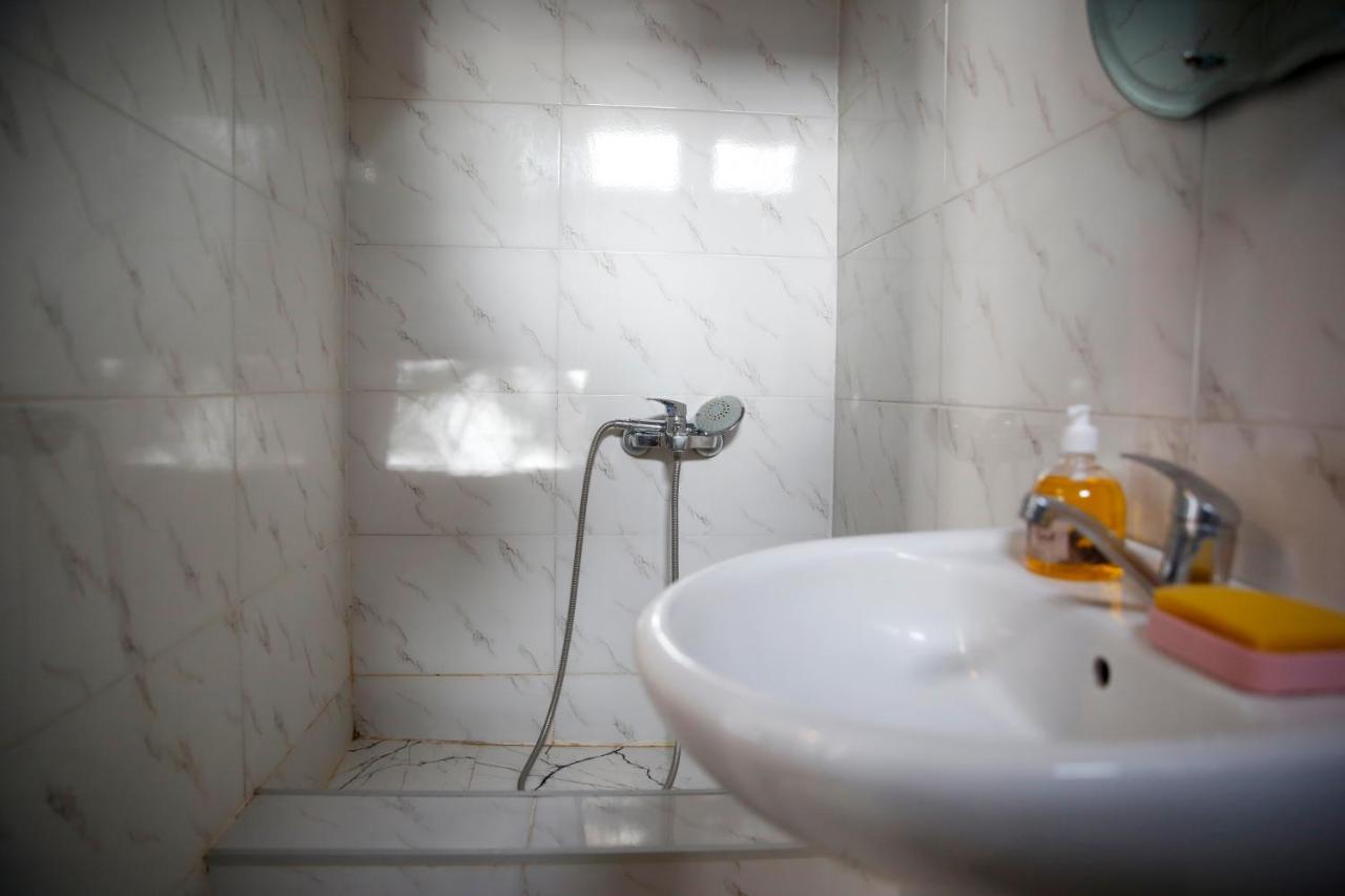 Apartment On Chubinashvili 30 Tbilisi ภายนอก รูปภาพ