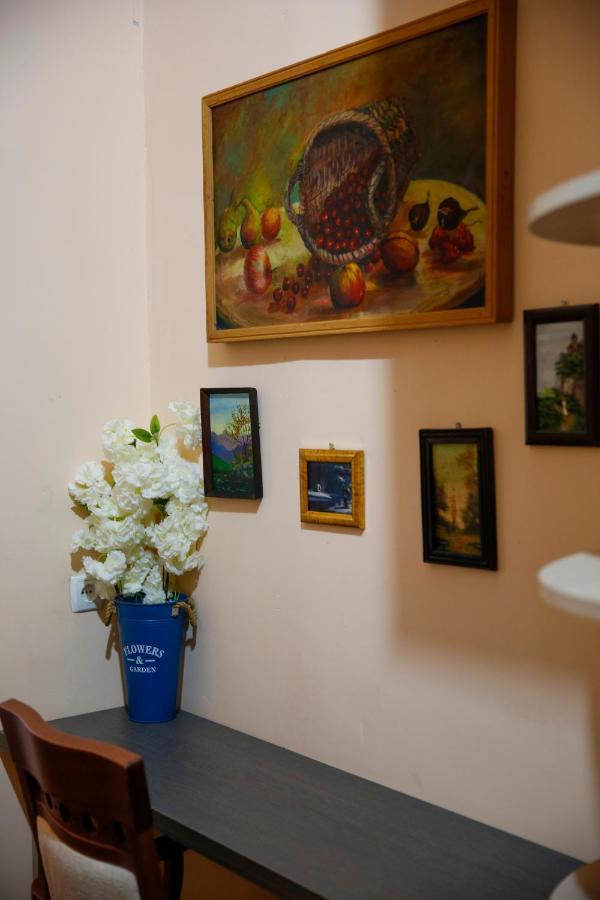Apartment On Chubinashvili 30 Tbilisi ภายนอก รูปภาพ